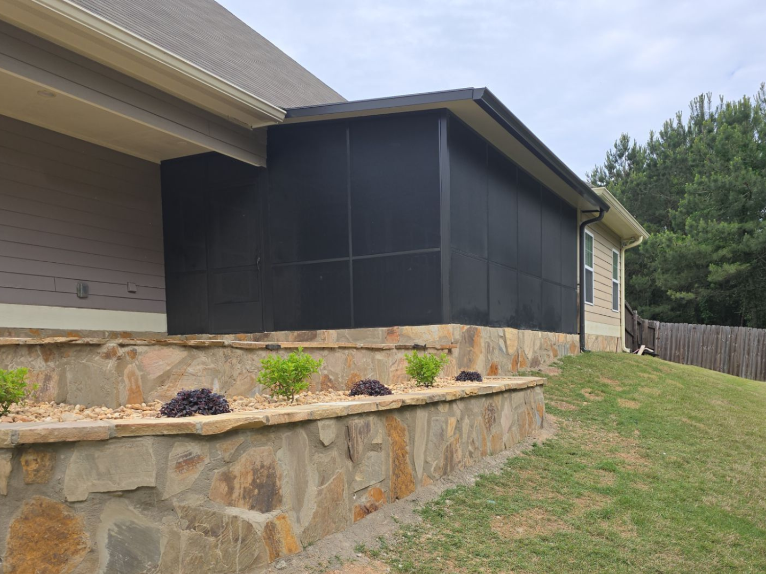 Screen Room by Four Seasons of River City